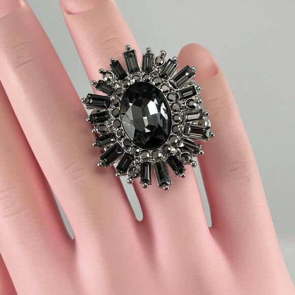 Silver Tone Stretch Band Gray Glass Rhinestone Starburst Bling Ring Adjustable - Picture 1 of 7